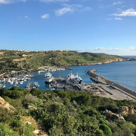 Fort Chambray Apartman Għajnsielem